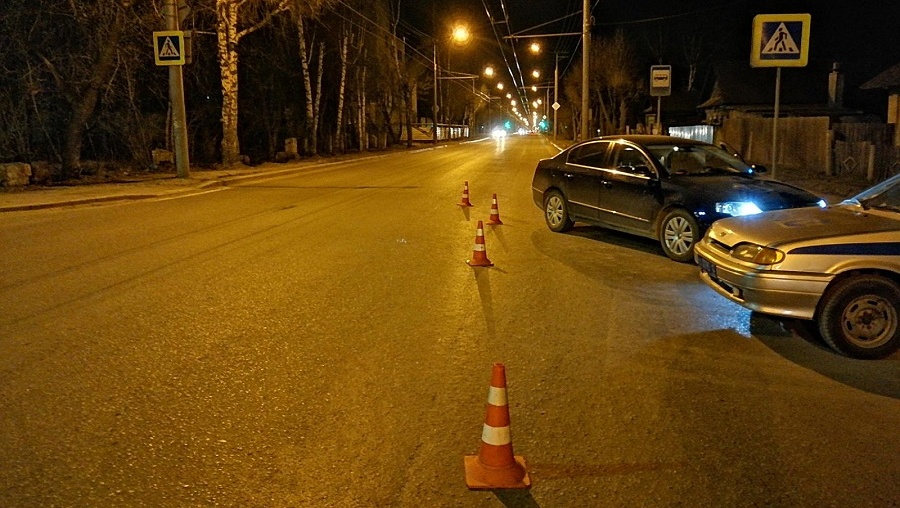 В Йошкар-Оле водитель иномарки пошёл на обгон и сбил пешехода