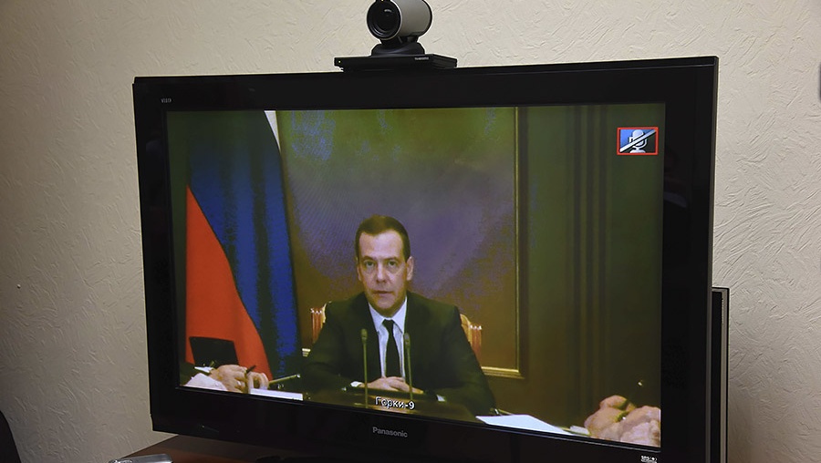 Дмитрий Медведев провёл видеоконференцию по стратегическому развитию и национальным проектам