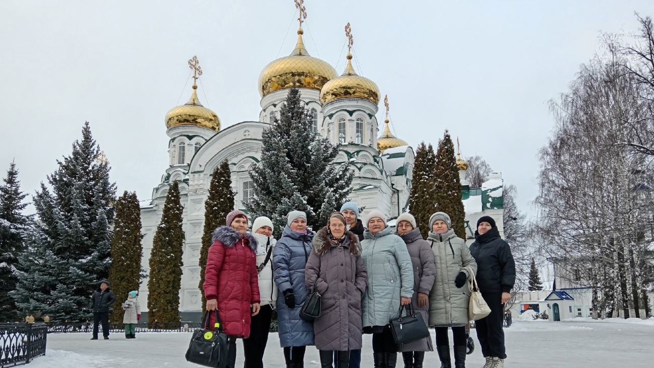 В Сернурском районе родственников бойцов СВО свозили по святым местам
