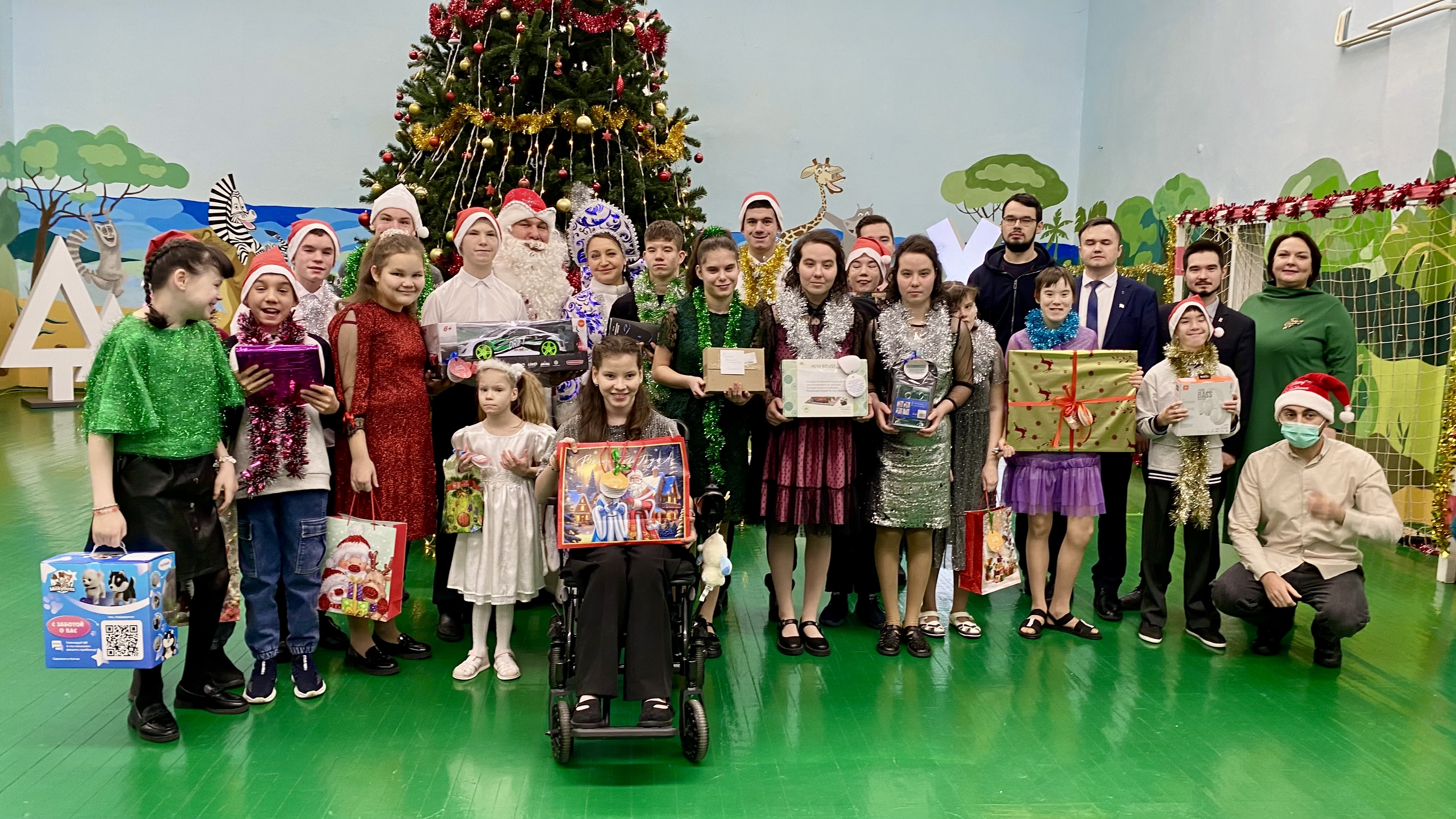 Парламентарии Марий Эл накупили подарков для воспитанников дома-интерната «Солнышко»