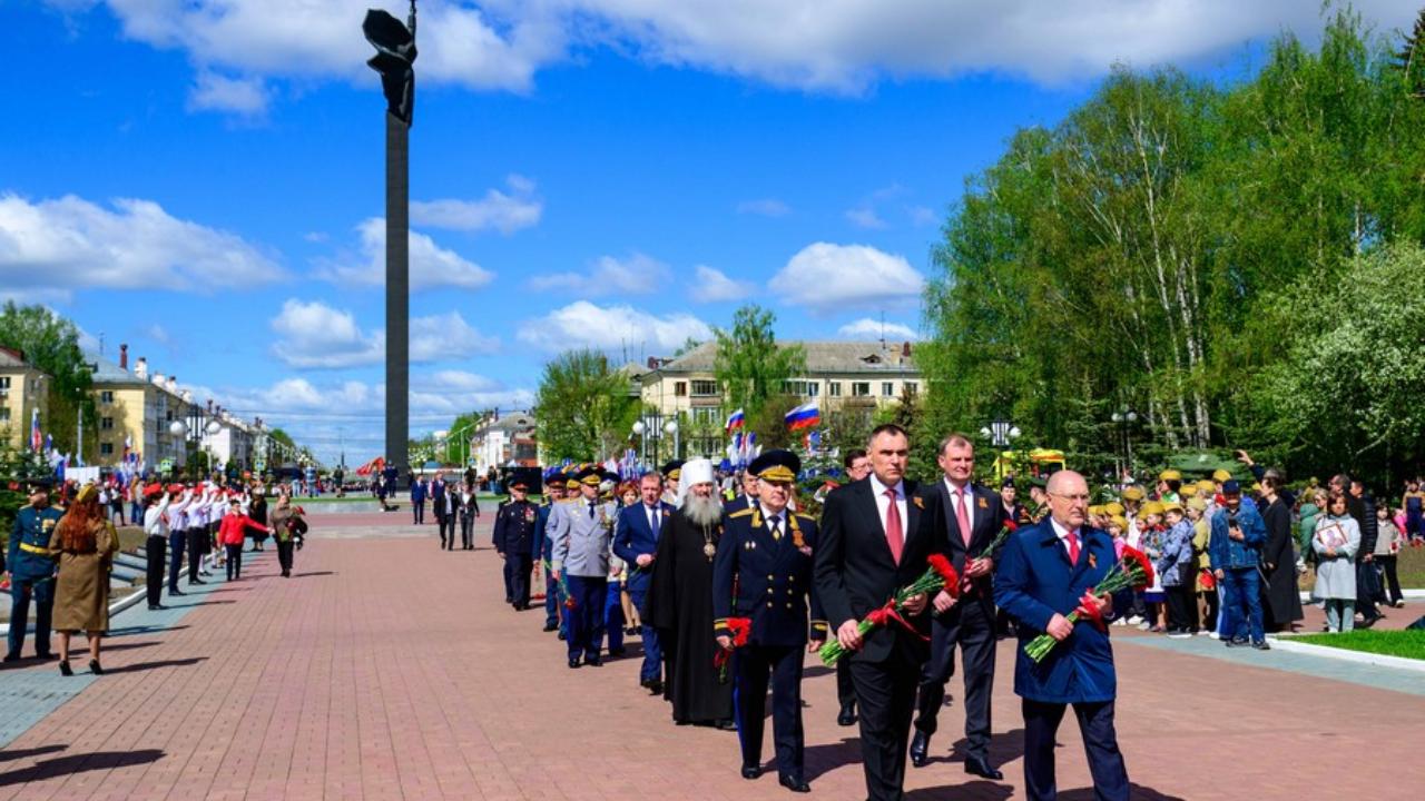 В Йошкар-Оле память советских солдат почтили минутой молчания 