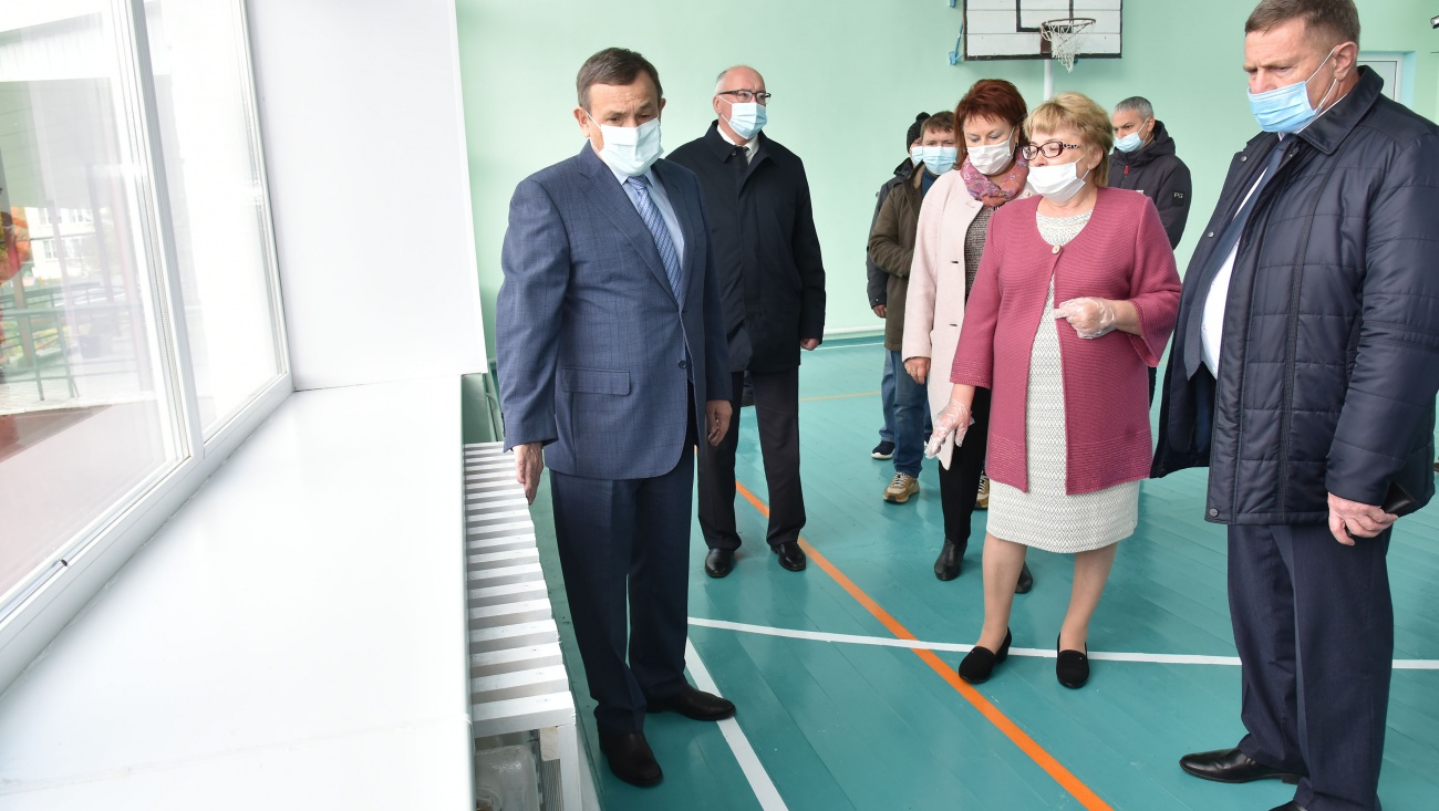 В двух школах посёлка Куженер провели капитальный ремонт