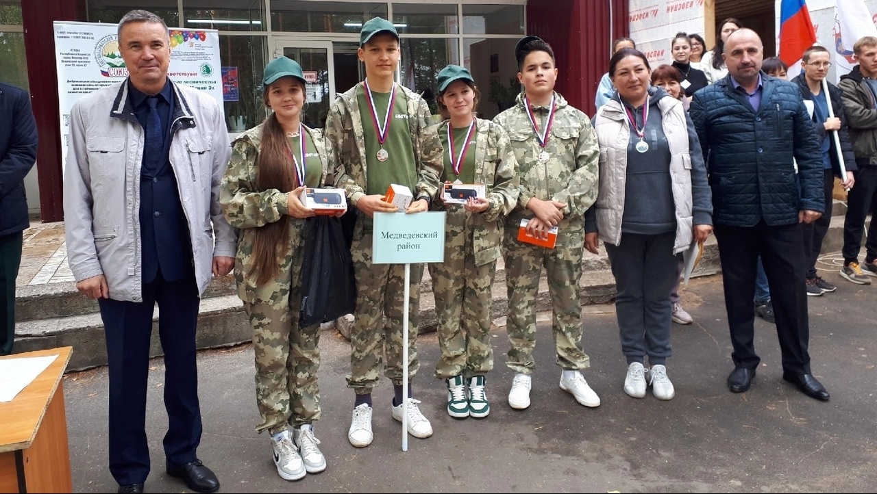 В Марий Эл проходит межрегиональный слёт школьных лесничеств