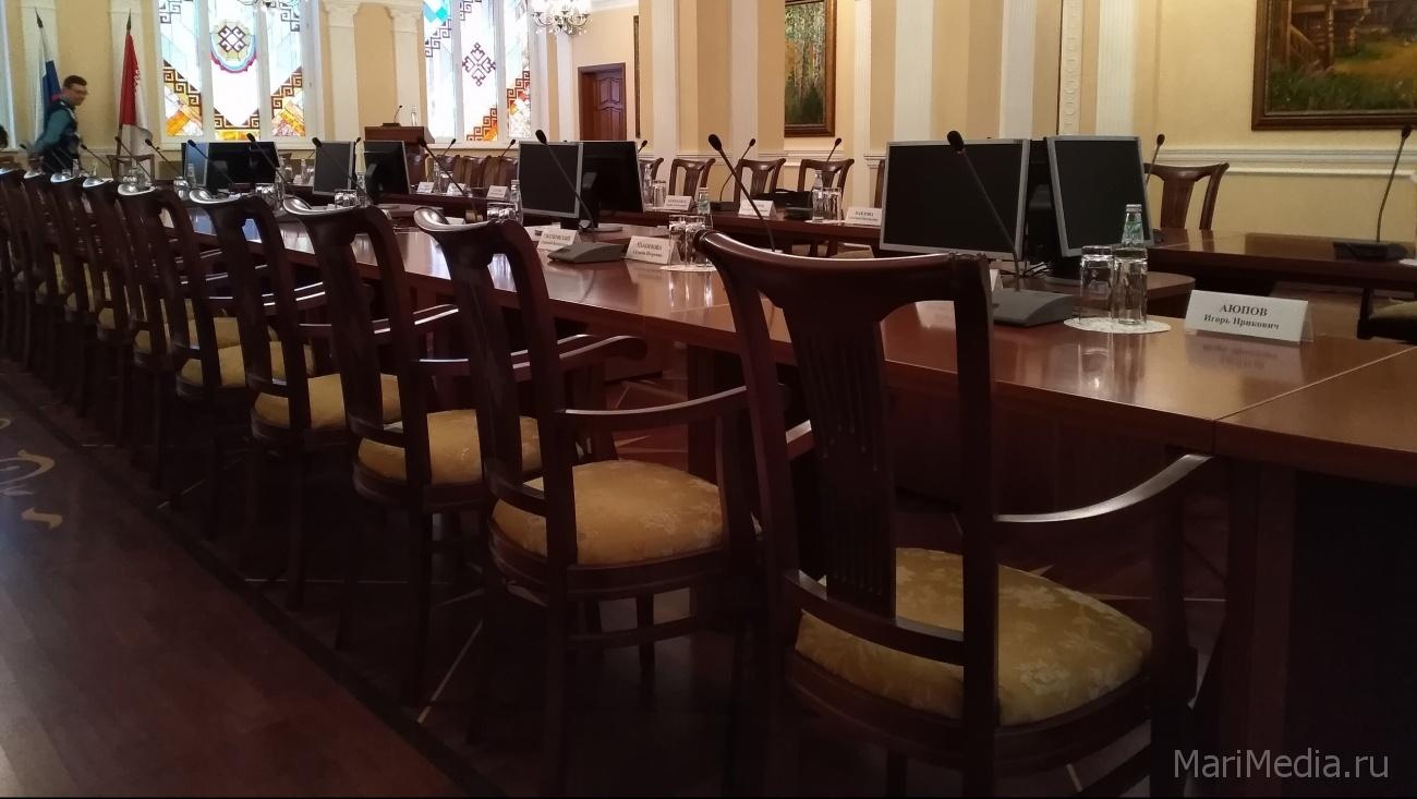 В мэрии отменили семинар по вопросам заключения коллективных договоров