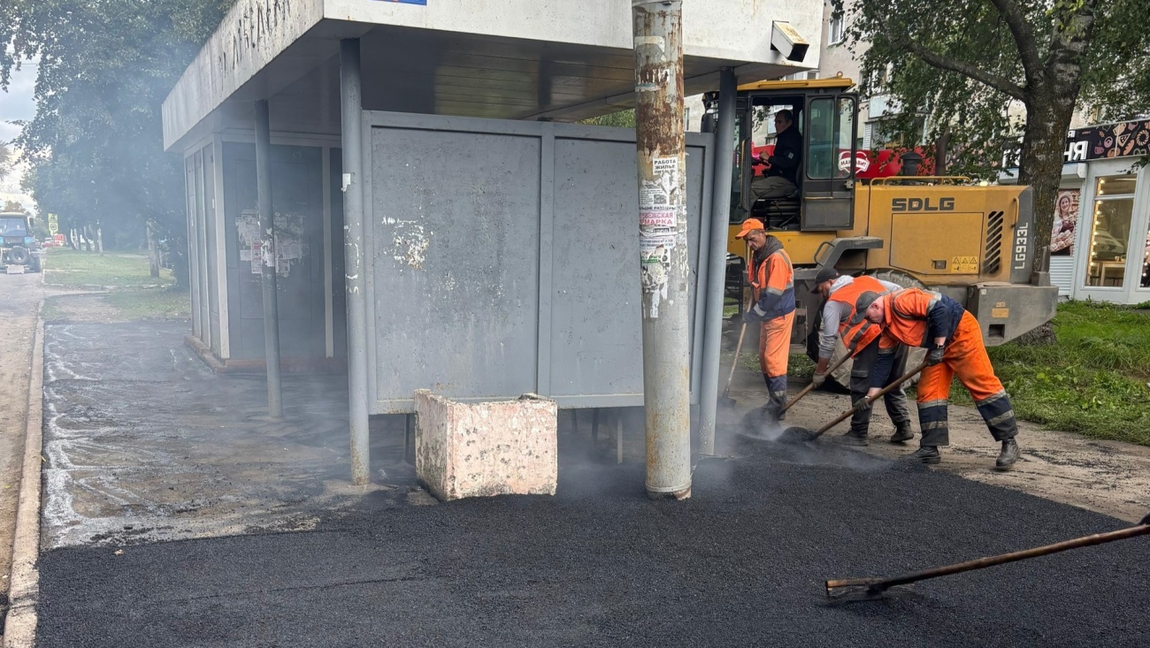 В Йошкар-Оле асфальтируют две остановочные площадки на ГСБ