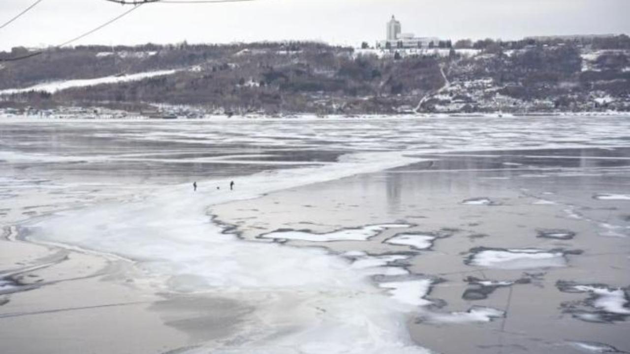 На Волге ищут двух пропавших подростков
