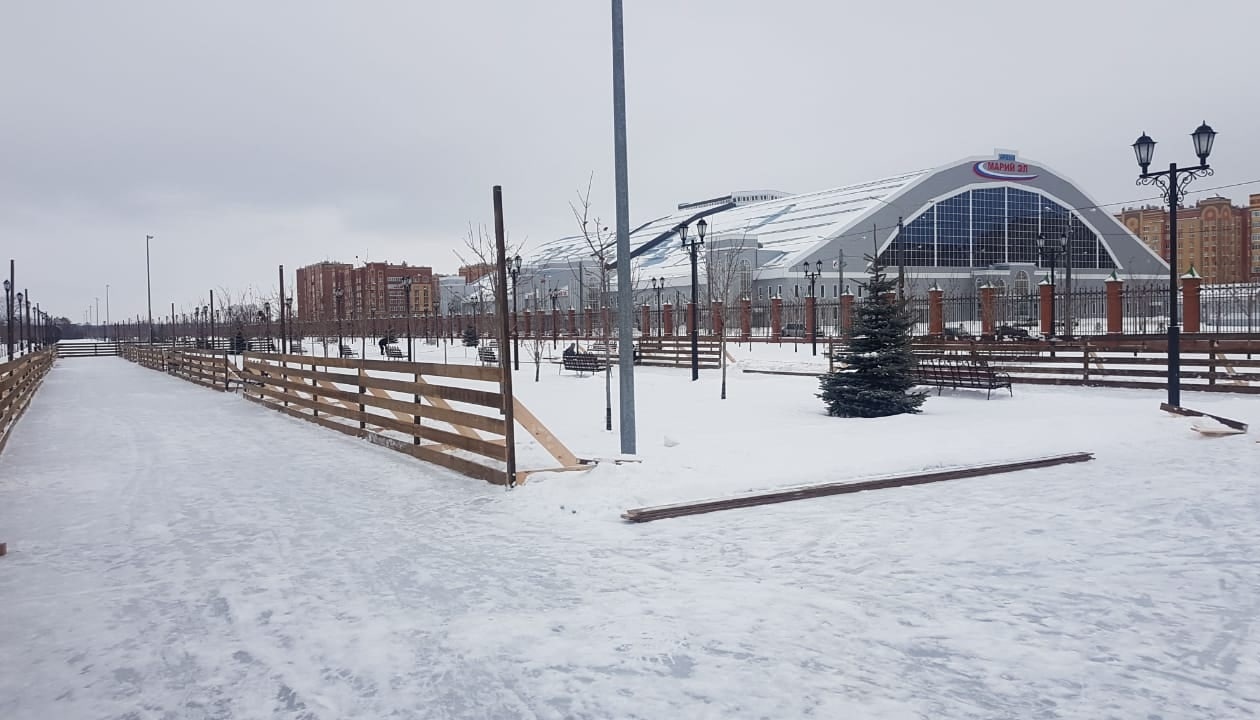 В Воскресенском парке скоро откроют каток