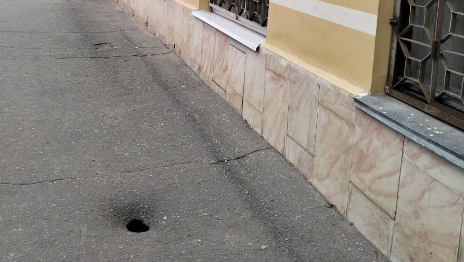Сигнал горожанина помог ликвидировать яму в Йошкар-Оле
