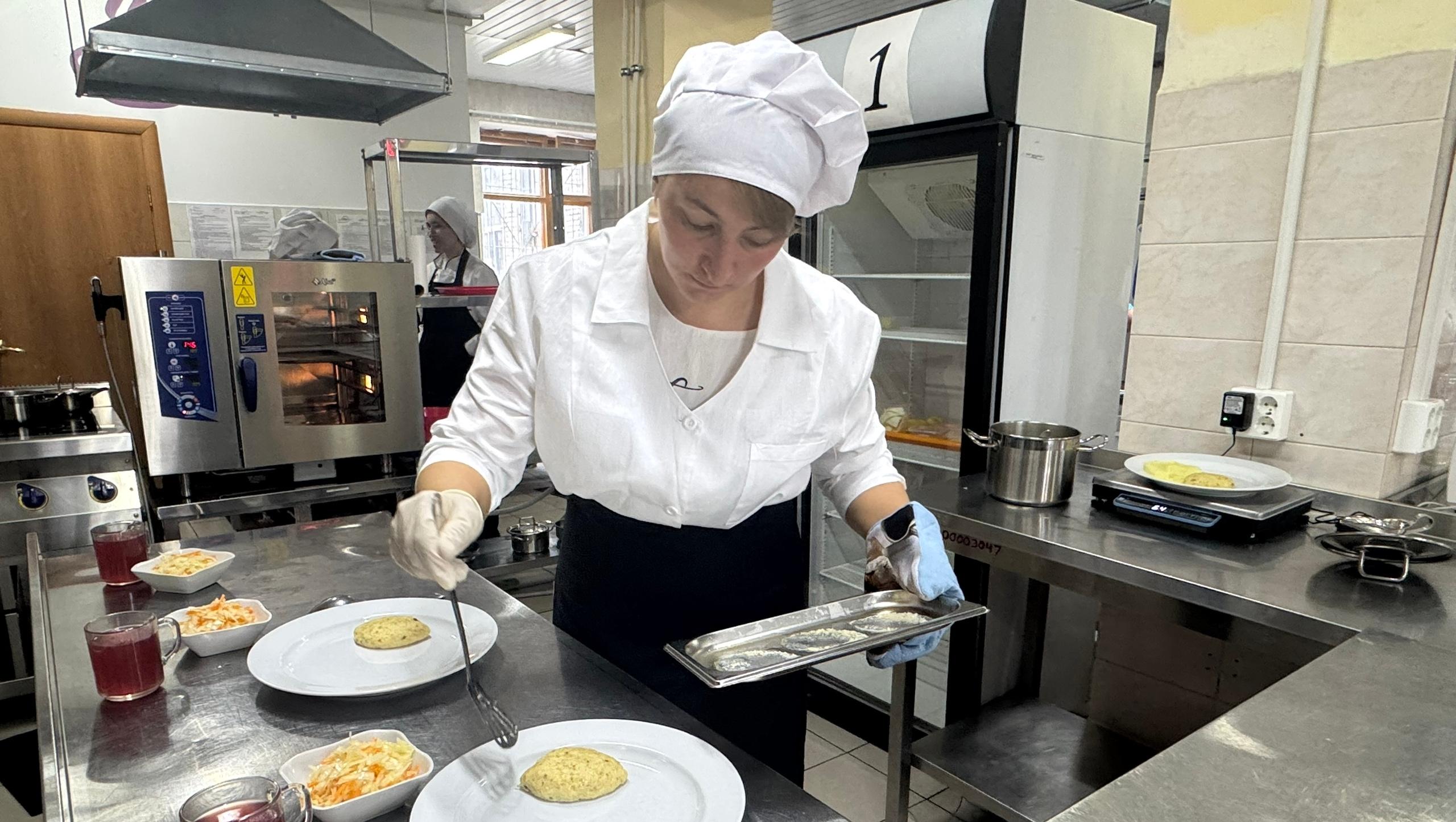 Стало известно, в каких школах в Марий Эл кормят вкуснее всего