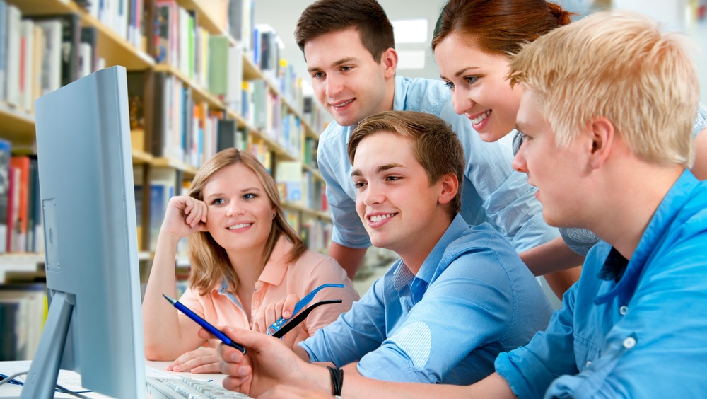 Владимир Путин подписал закон о поступлении в вузы без сдачи ЕГЭ