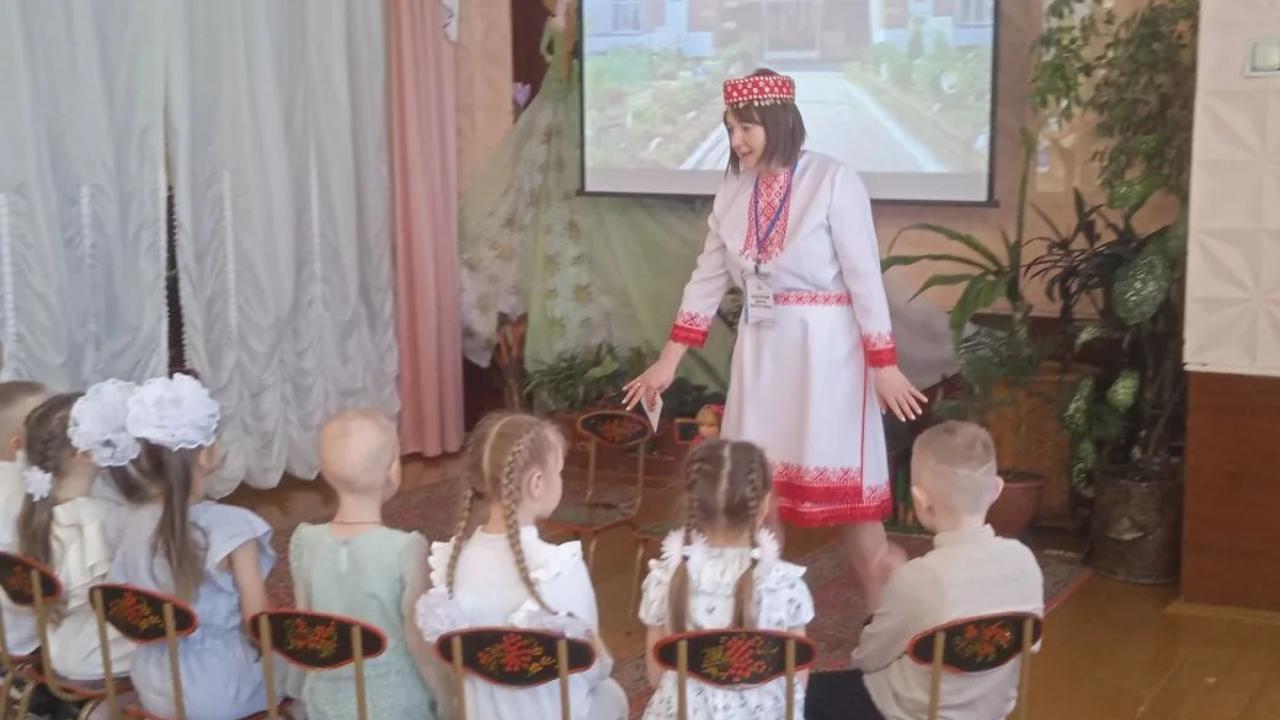 17 воспитателей Марий Эл борются за звание лучшего