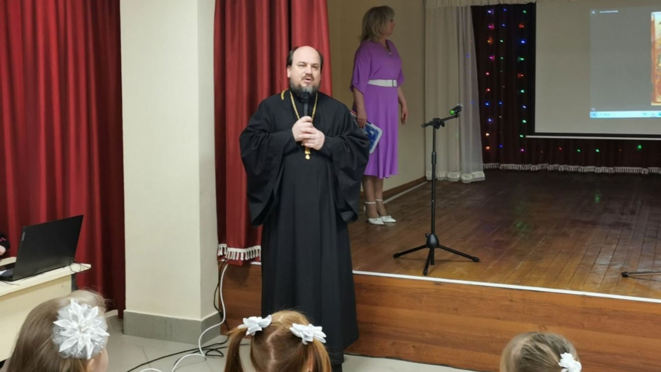 В посёлке Советский прошёл фестиваль «Рождественская звёздочка»