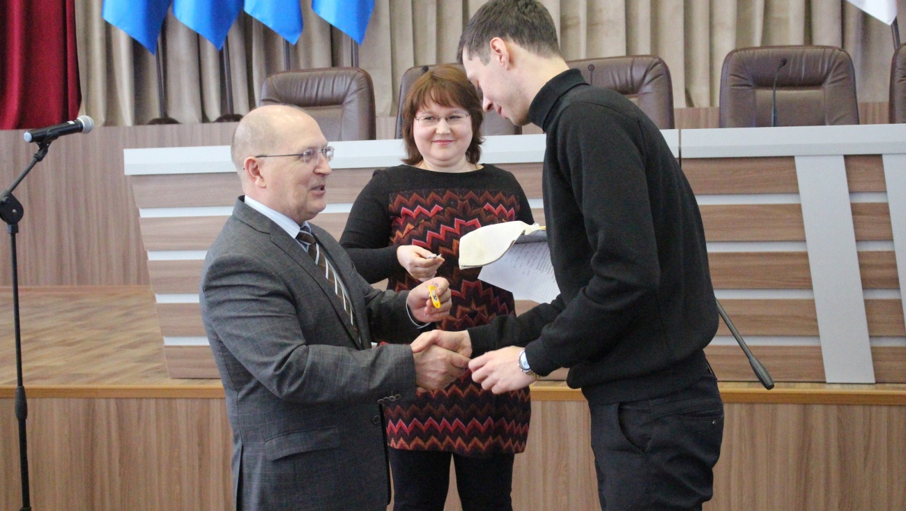 Дети-сироты стали новосёлами