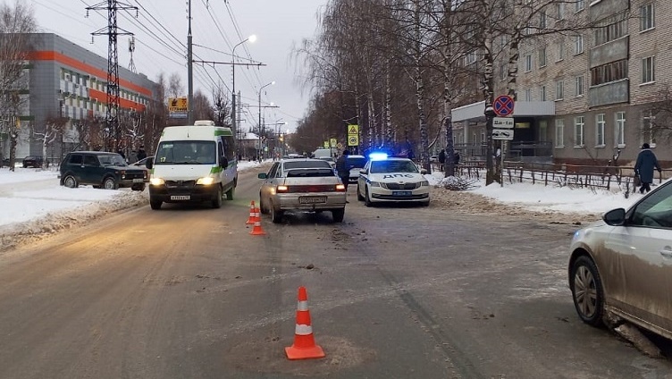 В Йошкар-Оле на улице Прохорова сбили 17-летнего подростка