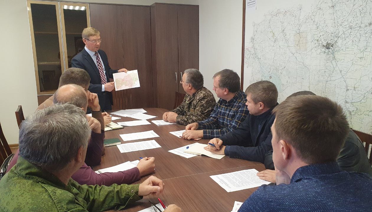 В Марий Эл прошло совещание с охотниками в связи с карантином по АЧС