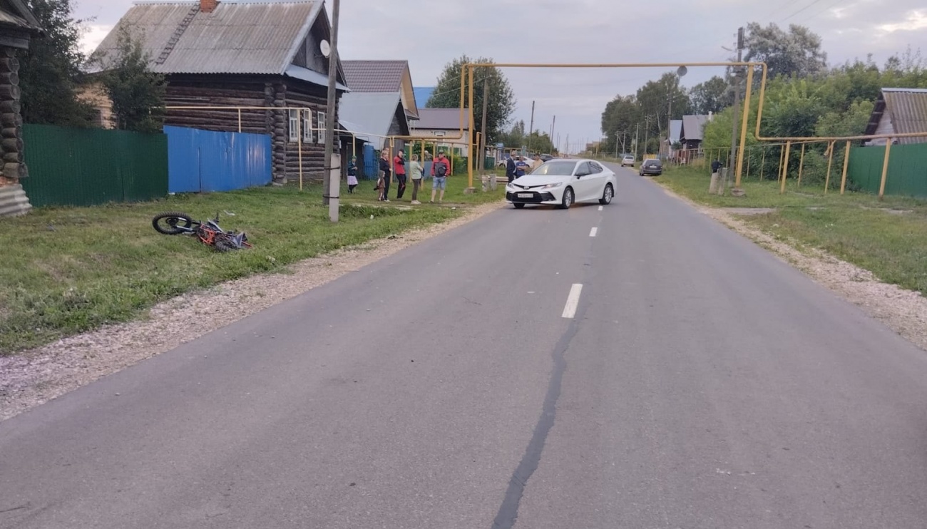 В Советском районе произошло ДТП с участием Toyota и подростка на питбайке