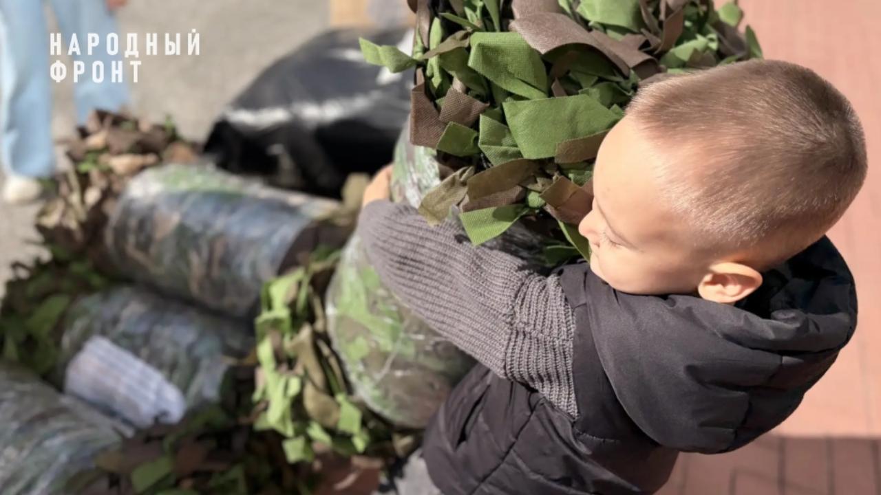 Четырёхлетний Дамир из Марий Эл помогает в сборе гуманитарной помощи 