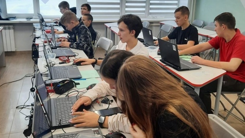 В центре «Волгенче» в Марий Эл проходит смена по робототехнике