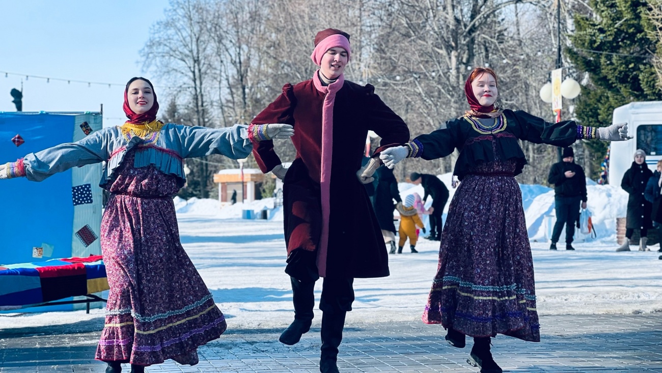 В Йошкар-Оле встретили Масленицу