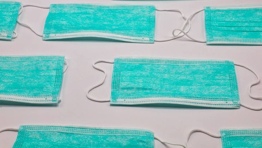 В России предлагают ввести пособие на покупку масок