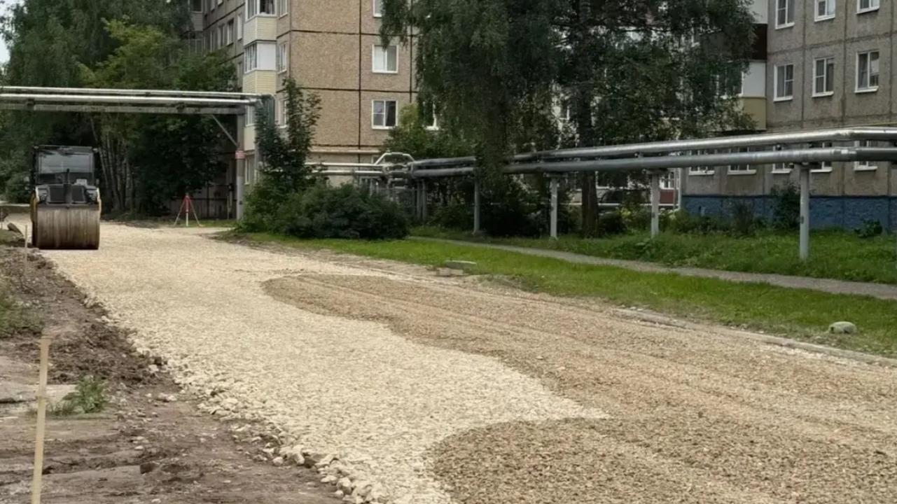 На Краснофлотской и Матросова в Йошкар-Оле чинят дороги