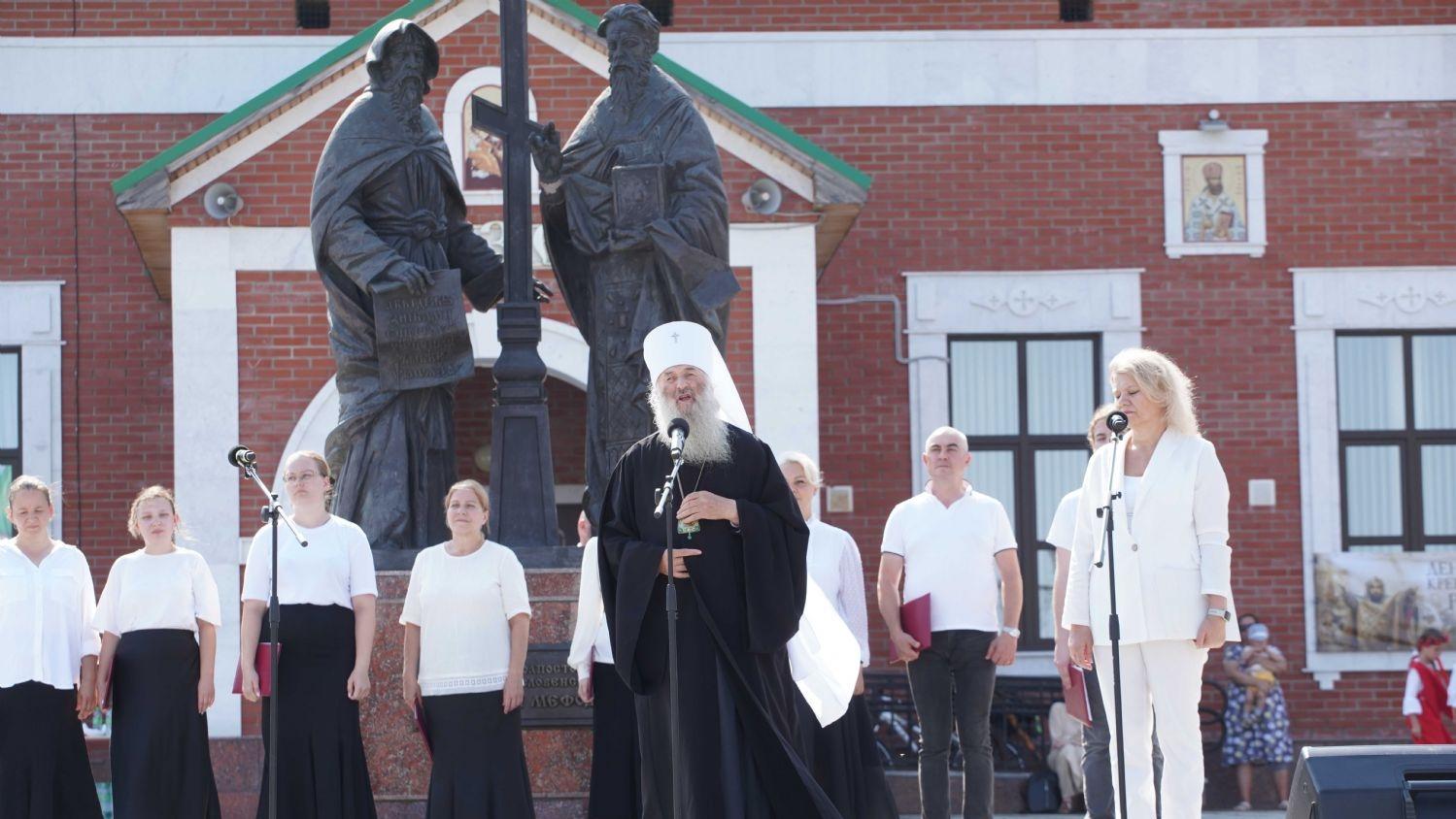 На Царьградской площади в Йошкар-Оле прозвучали духовные песни