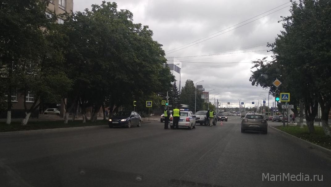 Утро в Йошкар-Оле началось с ДТП