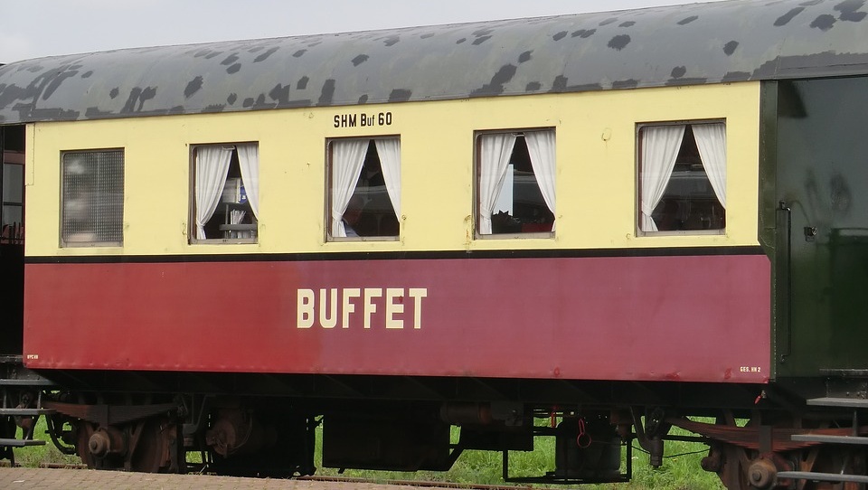 В поездах закрылись вагоны-рестораны