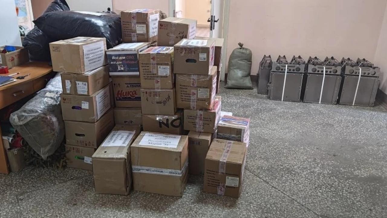 Медведевский район собрал бойцам необходимые для них вещи