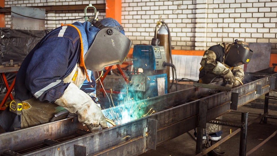Сварщики из Марий Эл могут заработать 140 тысяч рублей