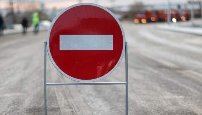 До середины августа в Сомбатхее будет ограничено движение