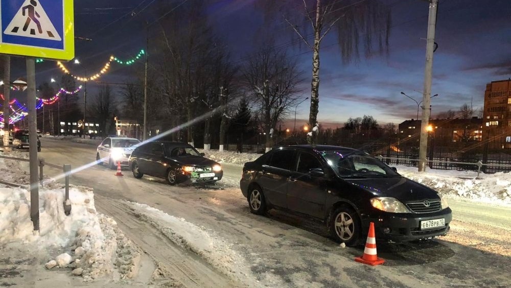 В Медведево 19-летний водитель отечественного авто врезался в иномарку