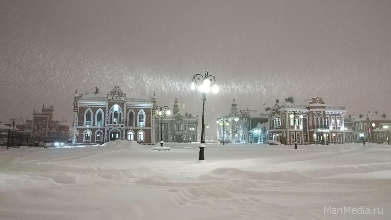 В Марий Эл ночью прогнозируют метель и сильный порывистый ветер