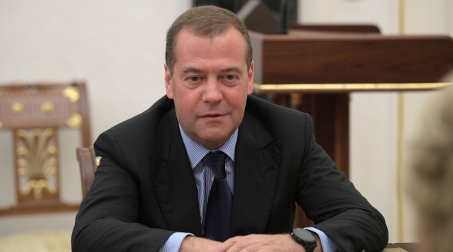 После Послания Федеральному собранию Правительство России отправилось в отставку