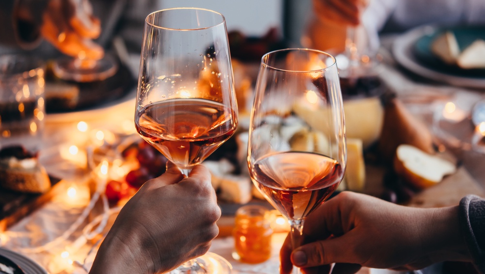 В Новый год предлагают ограничить продажу алкоголя