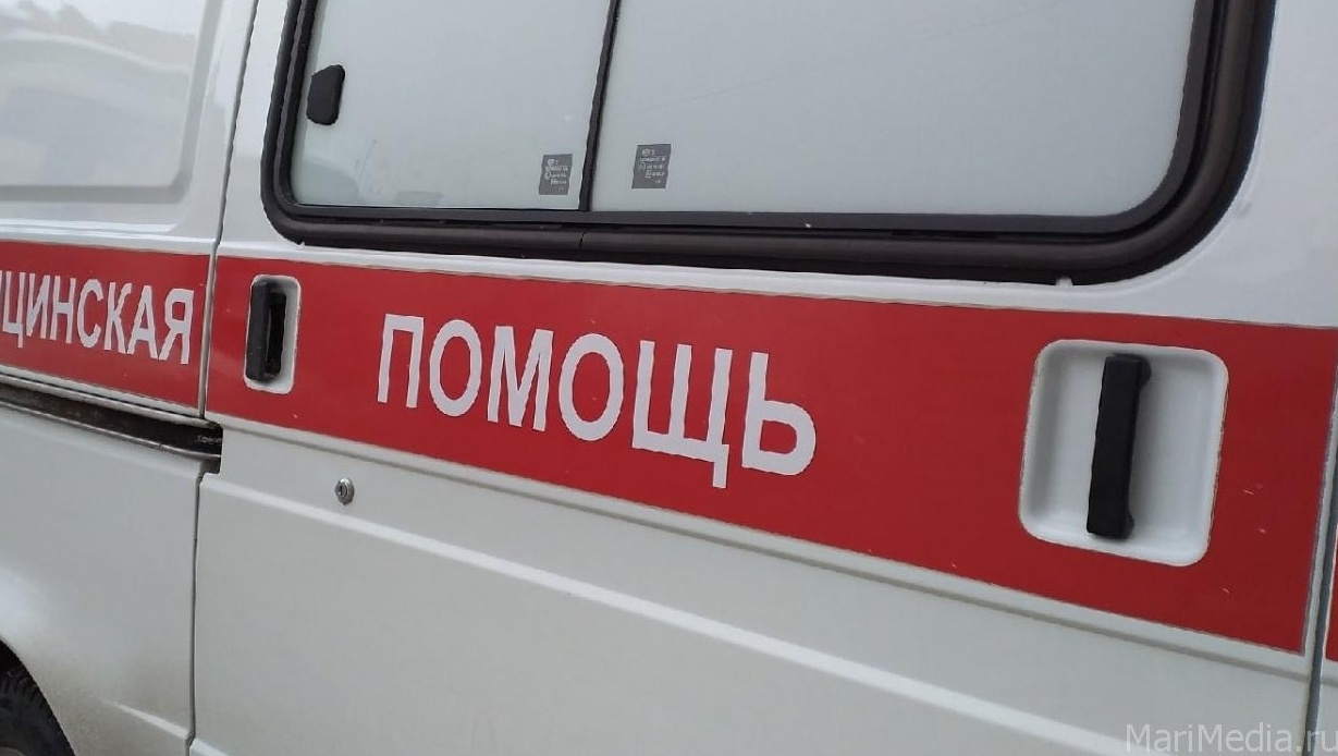 В Козьмодемьянске подросток на электровелосипеде уронил пятилетнего пассажира