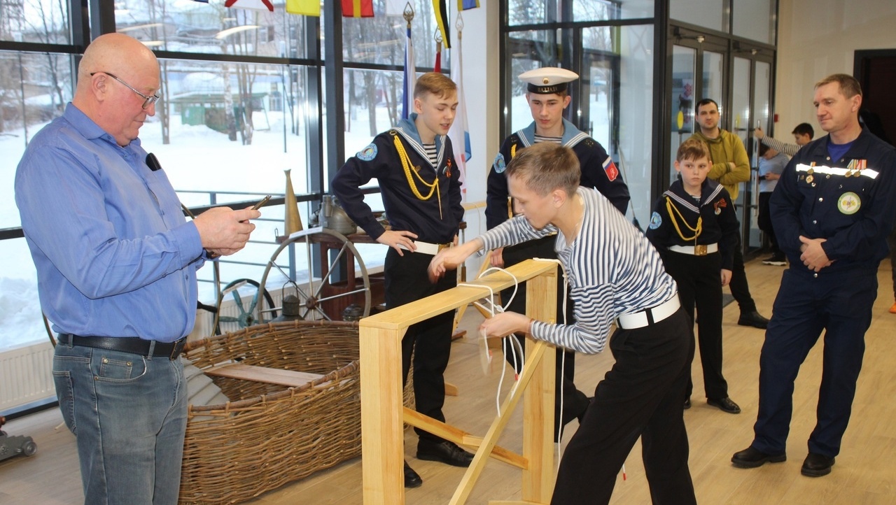 Юнги Марий Эл состязались в вязании морских узлов