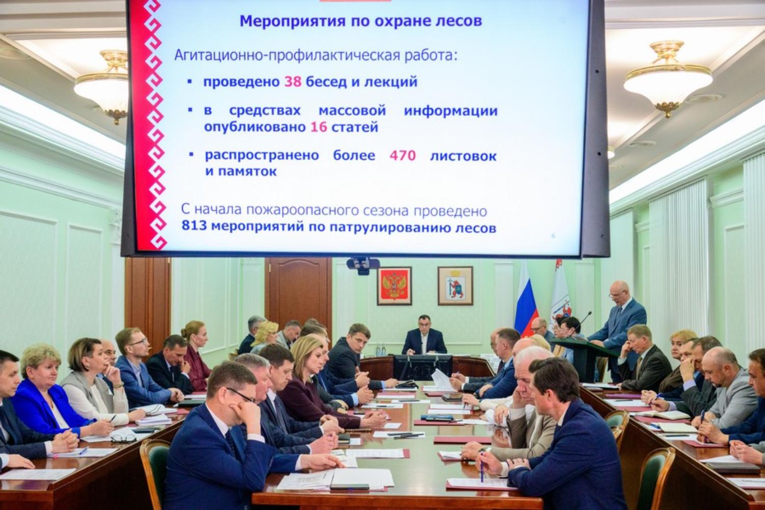 В Марий Эл до конца мая закупят дополнительно противопожарную технику и оборудование