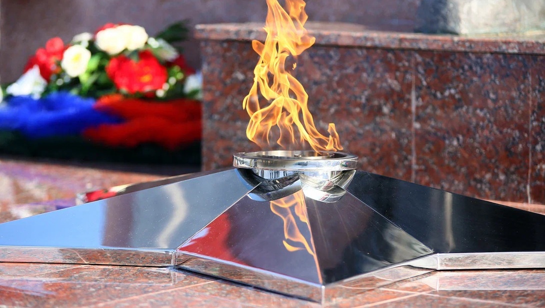 В рамках Всероссийской акции «Храним огонь Победы» ПАО «Газпром» за месяц зажглись 11 Вечных огней