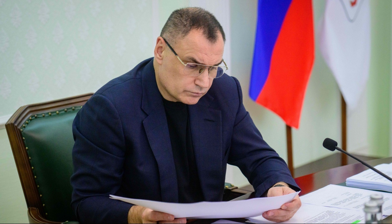 Юрий Зайцев подписал указ о госнаградах