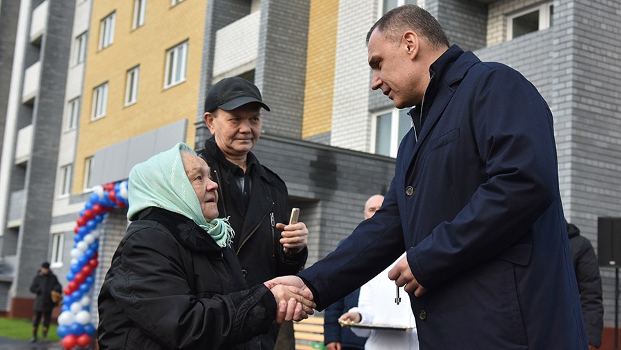 70 волжских семей отметили новоселье