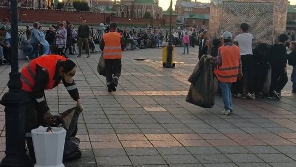 200 мешков мусора собрали коммунальщики после празднования Дня города в Йошкар-Оле
