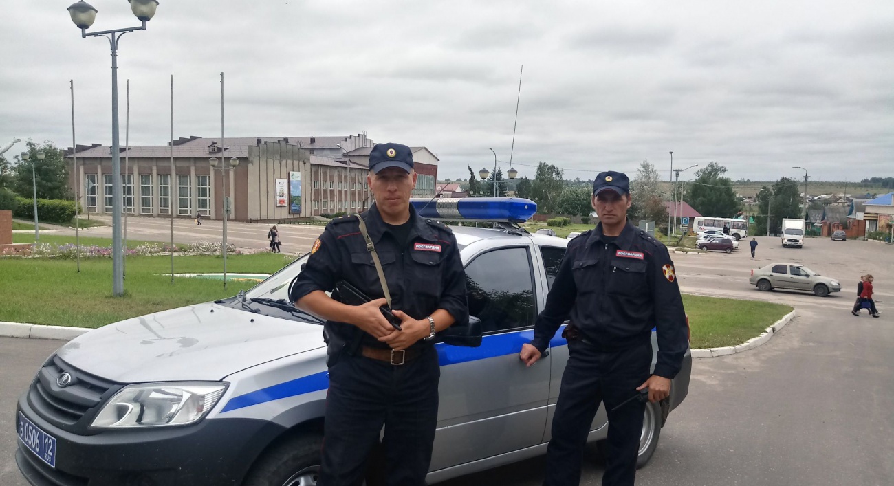 Сотрудники Росгвардии в Морках задержали незваного гостя