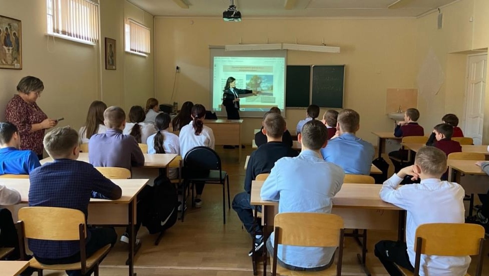 Школьникам Медведевского района напомнили о ПДД