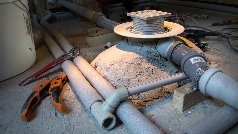 В Йошкар-Оле на улице Больничной прорвало водопровод