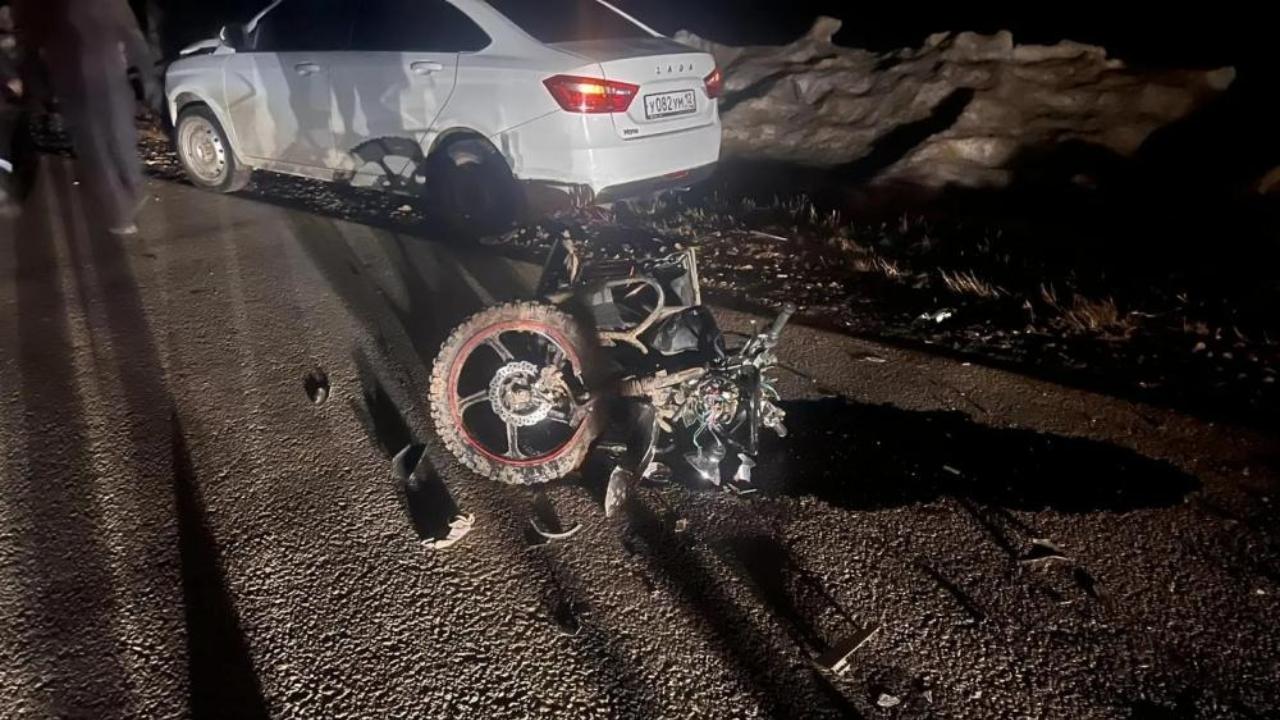 В Мари-Турекском районе автомобилист сбил мопедиста