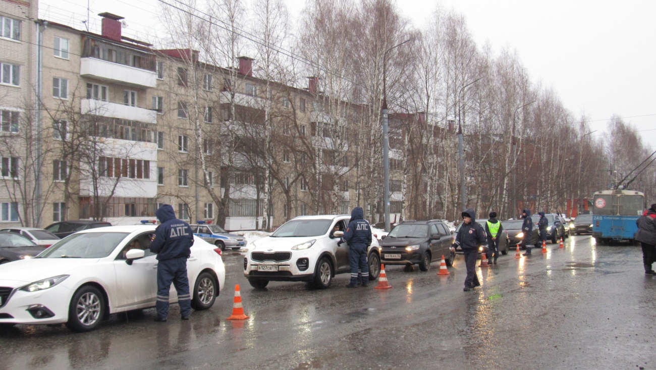 В Марий Эл начались проверки машин с детьми