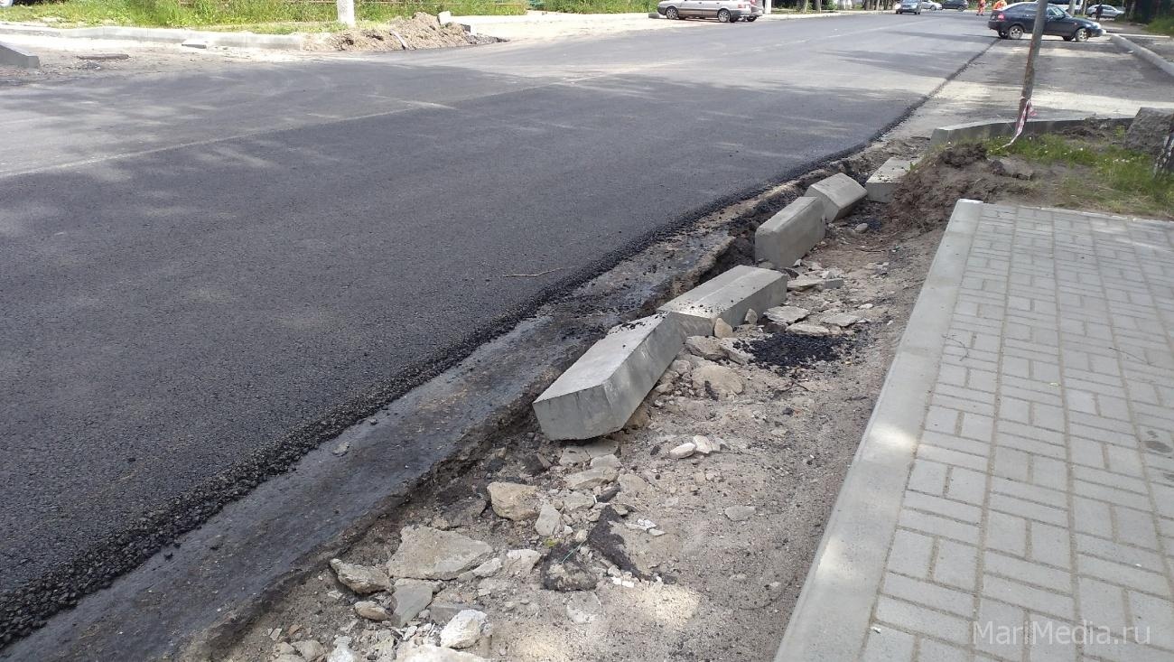 В Йошкар-Оле продолжается ремонт улицы Комсомольской