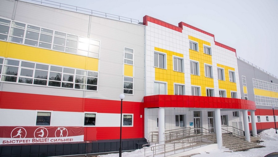 В Новом Торъяле спустя 13 лет завершили строительство ФОКа