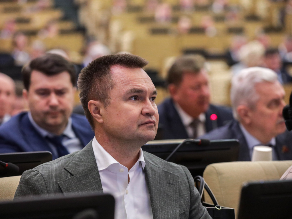 Фото 5 в Госдуме.jpeg